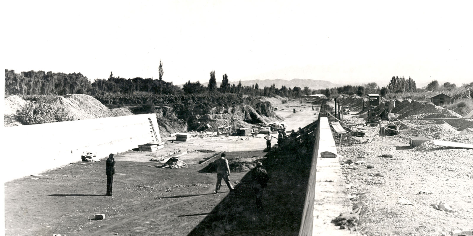 Construcción del Canal Cacique Guaymallén